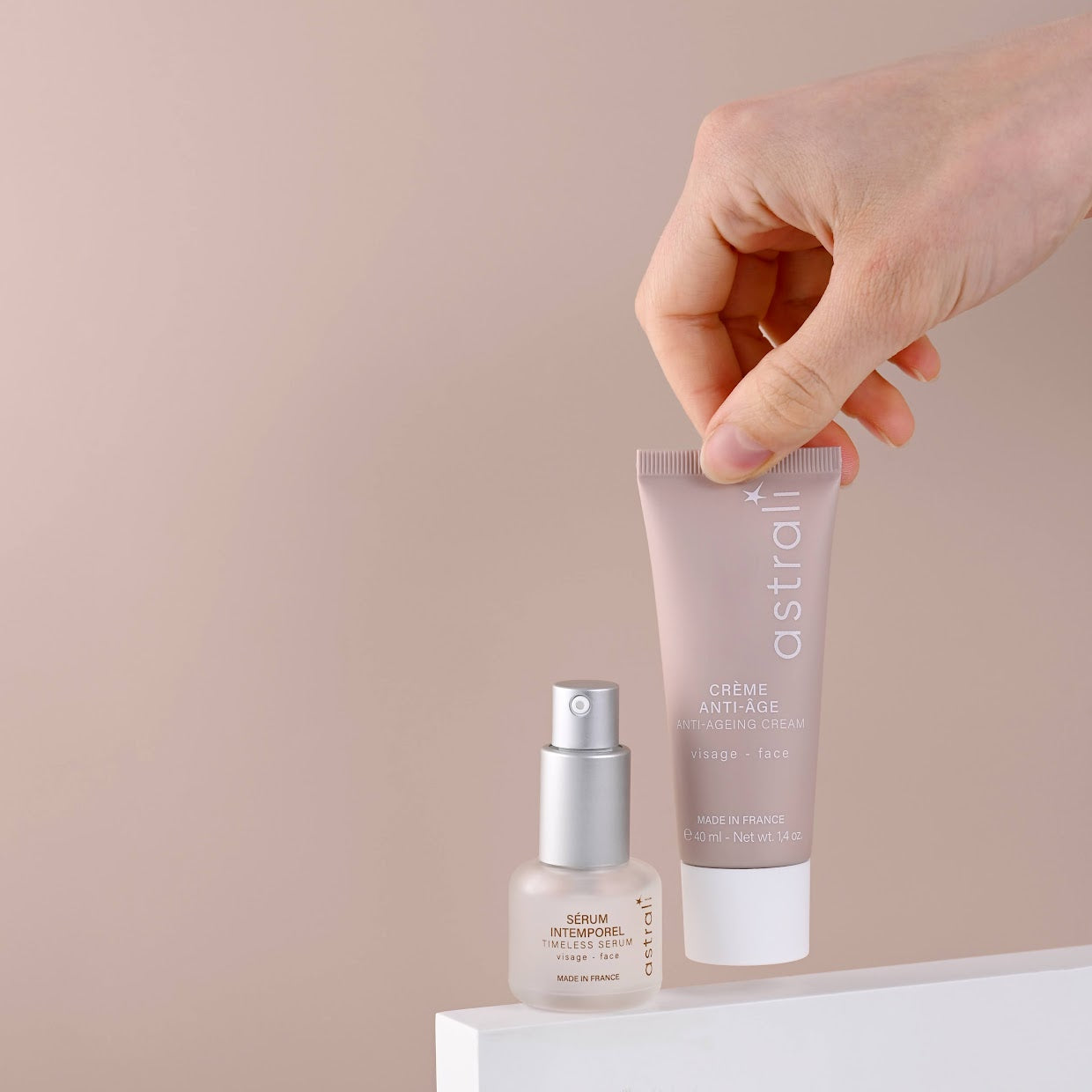 Timeless Serum - uudistava ja kiinteyttävä seerumi - Vito Beauty